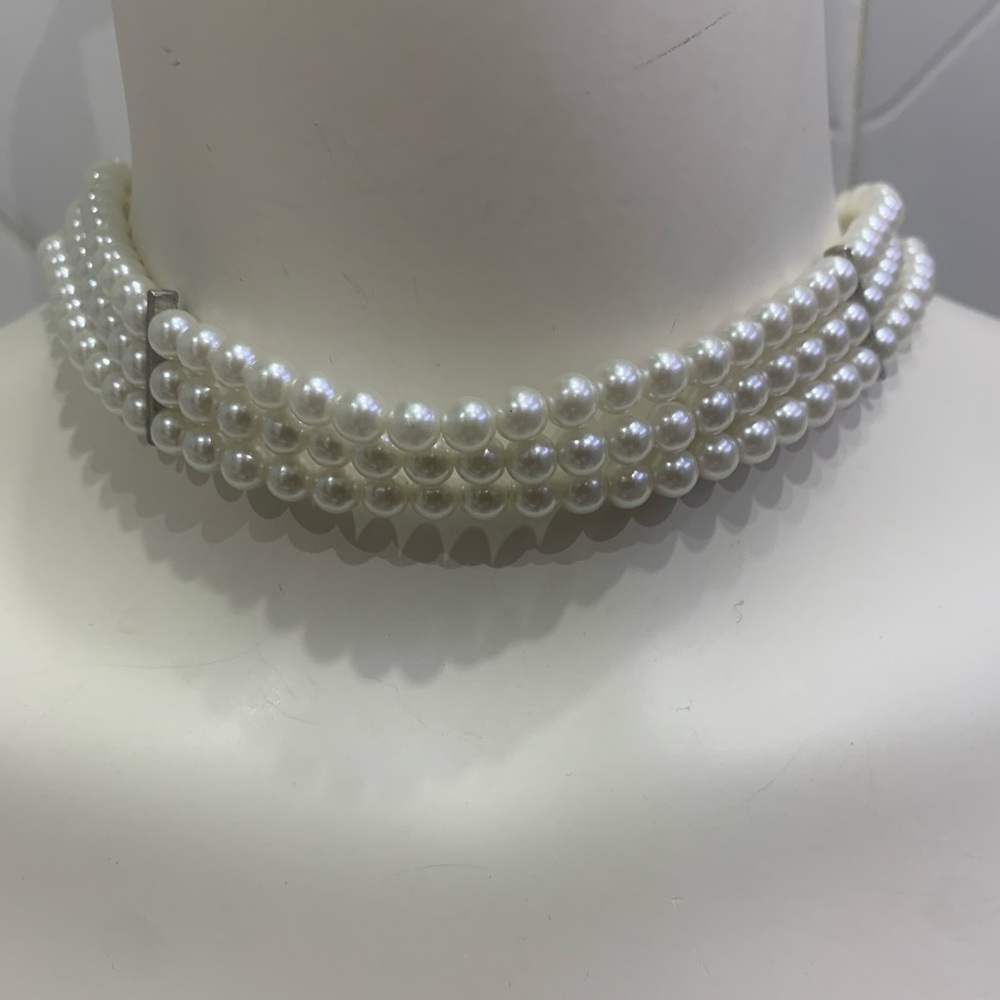 Like 🆕Lot of 10 pc Vintage Faux Pearl Costume Jewellery - Picture 9 of 17